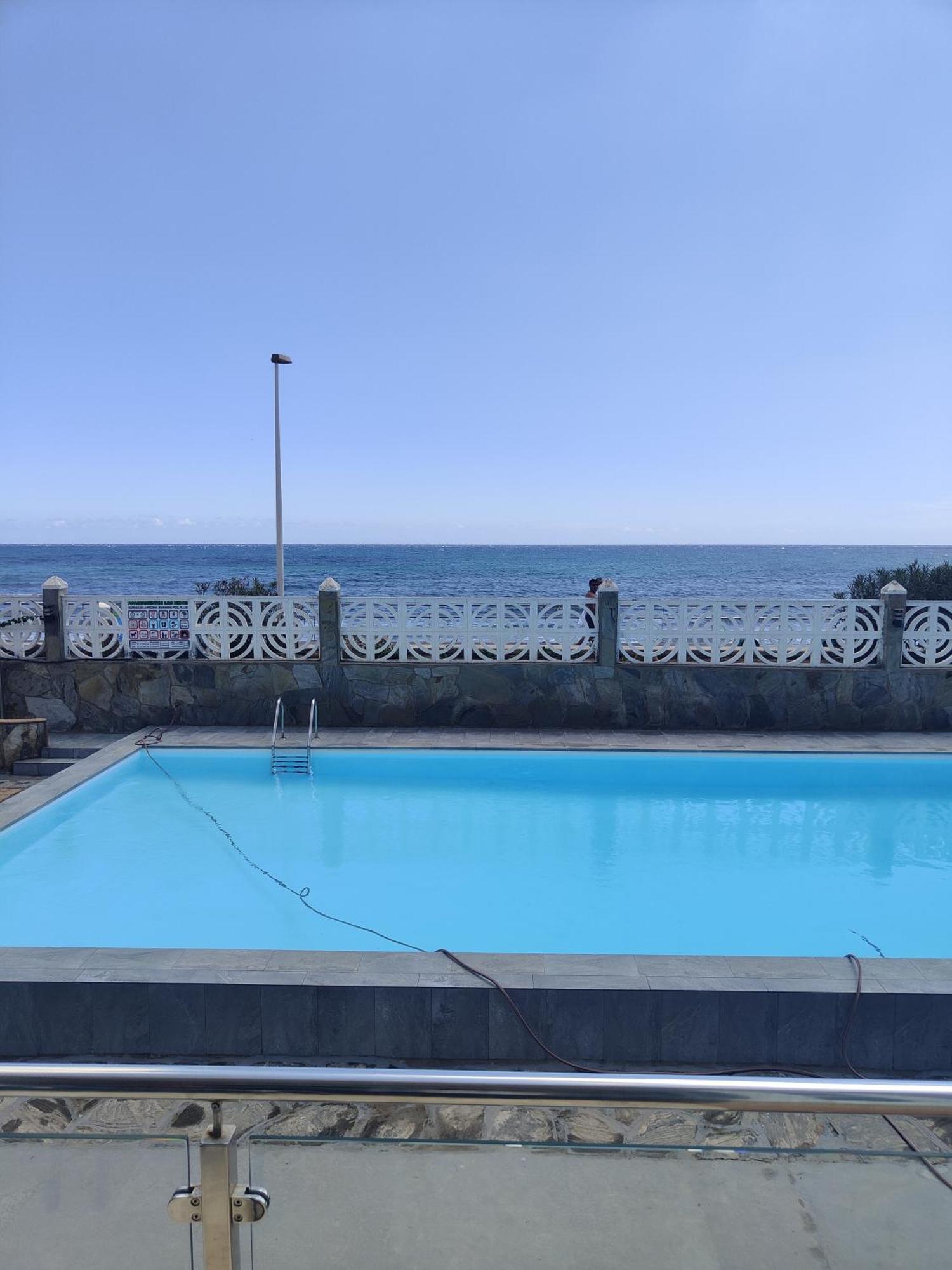 Los Nidos San Bartolomé Екстериор снимка